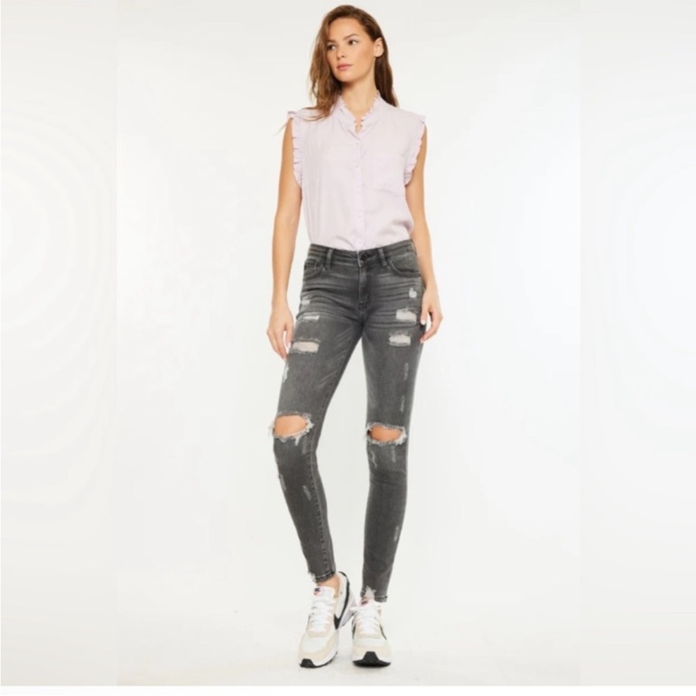 KanCan Women's Charcoal Distressed Skinny Jeans